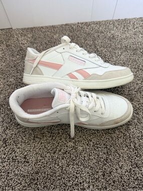 Reebok Kids Low-Top Sneakers - White with Light Pink Accents